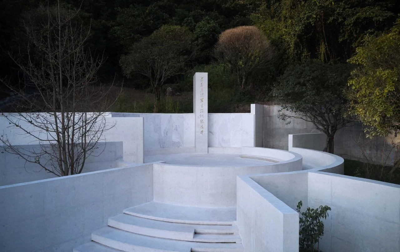 BIM Architecture | Zunyi Corpse Organ Donation Monument/Linhe Architecture Studio