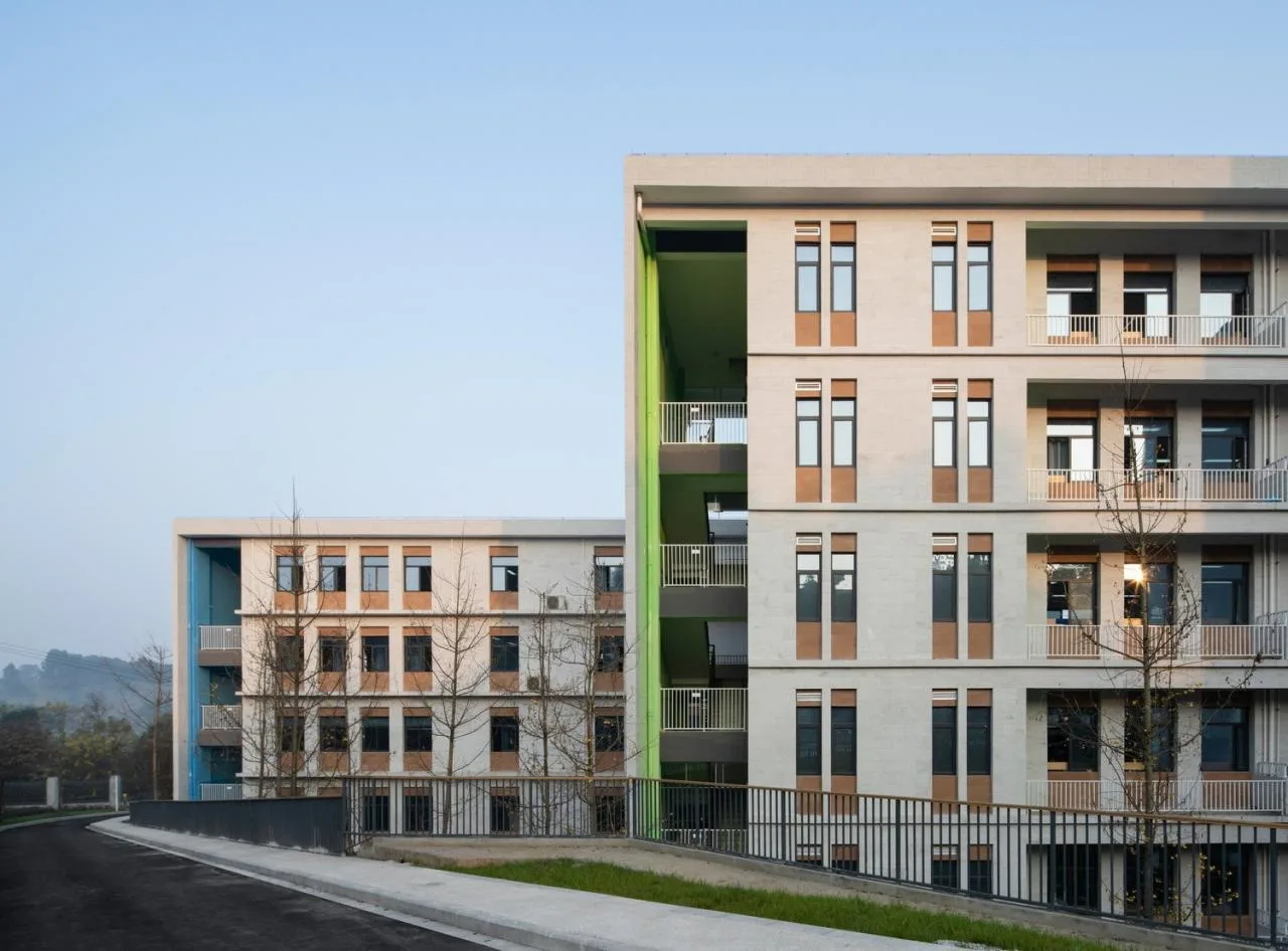 BIM Architecture | Huangjia Primary School Expansion Project - Order Geometry/Foundation Building