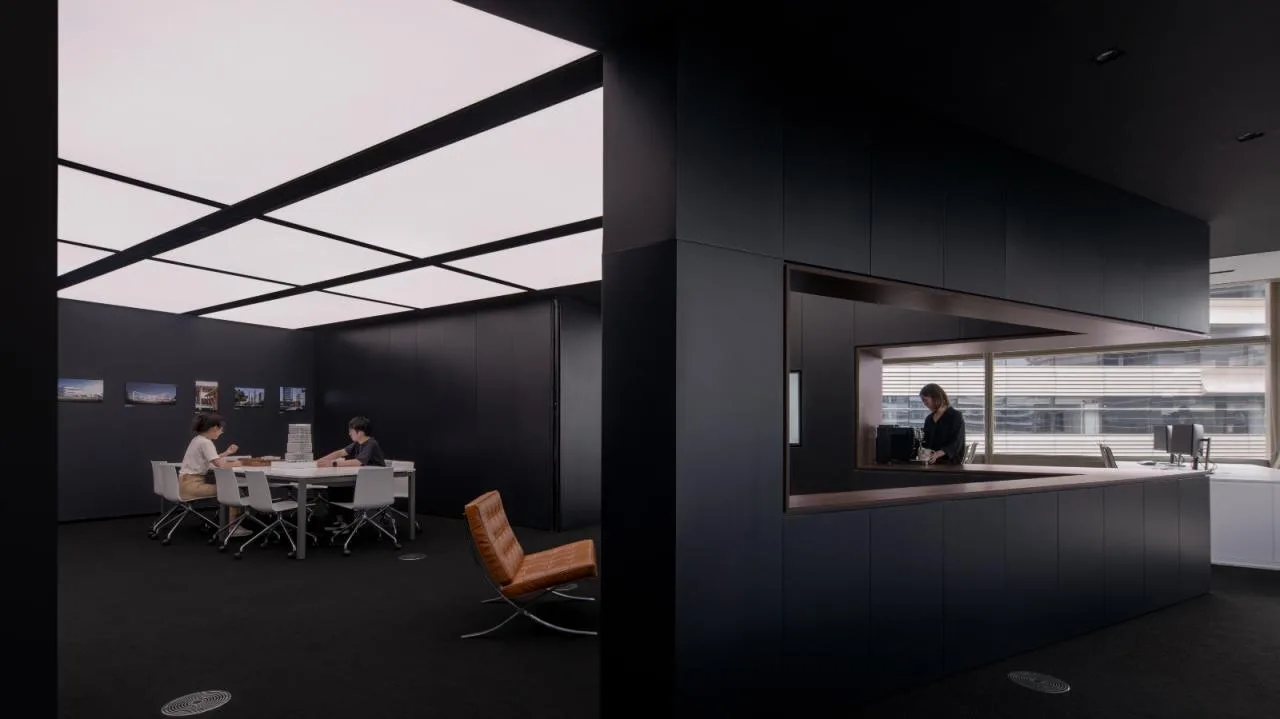 BIM Architecture | Designer's Office: Black and White Container/Line+Architectural Firm