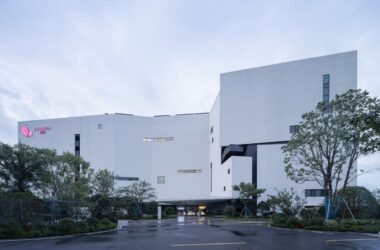 BIM Architecture: Integrating Mountain City Context and Multidimensional Design at Quzhou Yueyuan Hotel by Gad Works-BIM WORLD