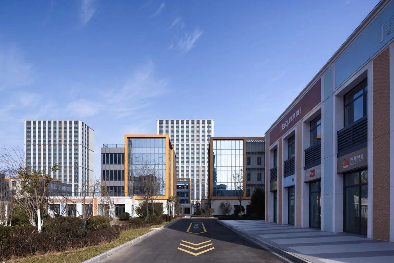 BIM Architecture | A New Industrial Community Designed to Retain Talents and Inspire Vitality/San Yi China