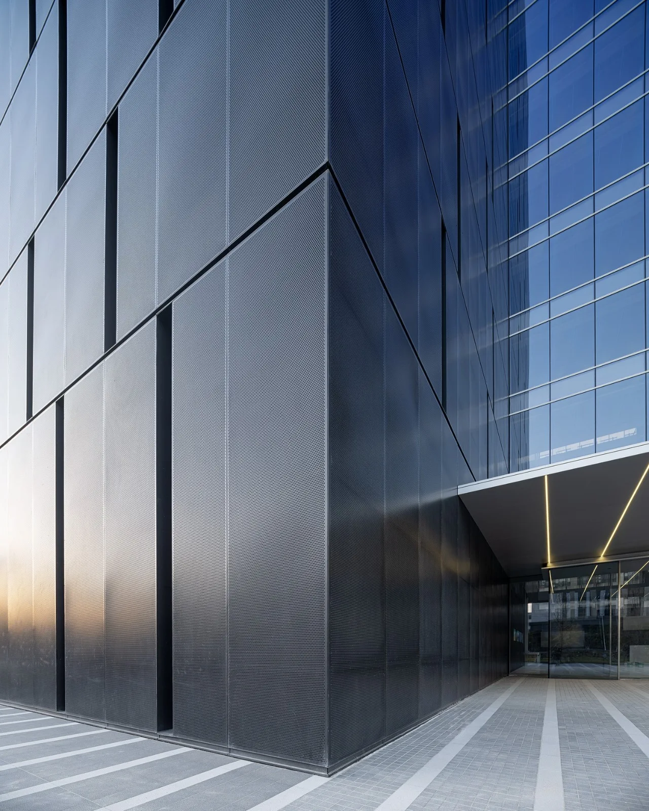 BIM Architecture | Hangzhou Weixing Intelligent Headquarters Project Record/Meng Fanhao - ad × line+