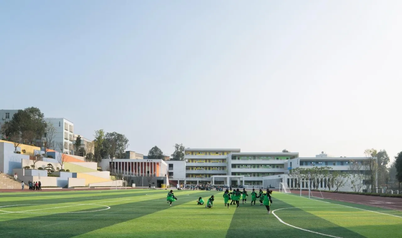 BIM Architecture | Huangjia Primary School Expansion Project - Order Geometry/Foundation Building