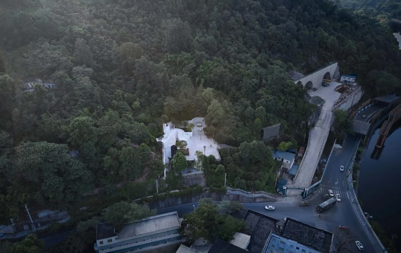 BIM Architecture | Zunyi Corpse Organ Donation Monument/Linhe Architecture Studio