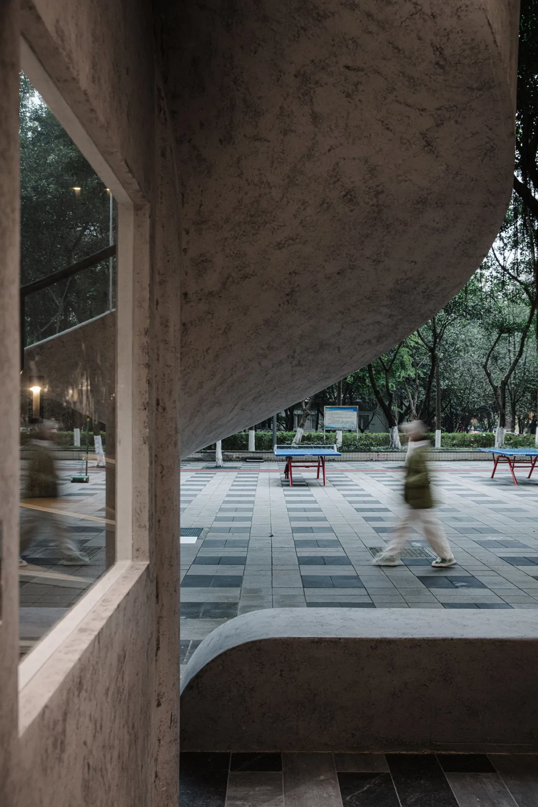 BIM Architecture | Wine ahead - Tilt your head and sway slowly/itD studio