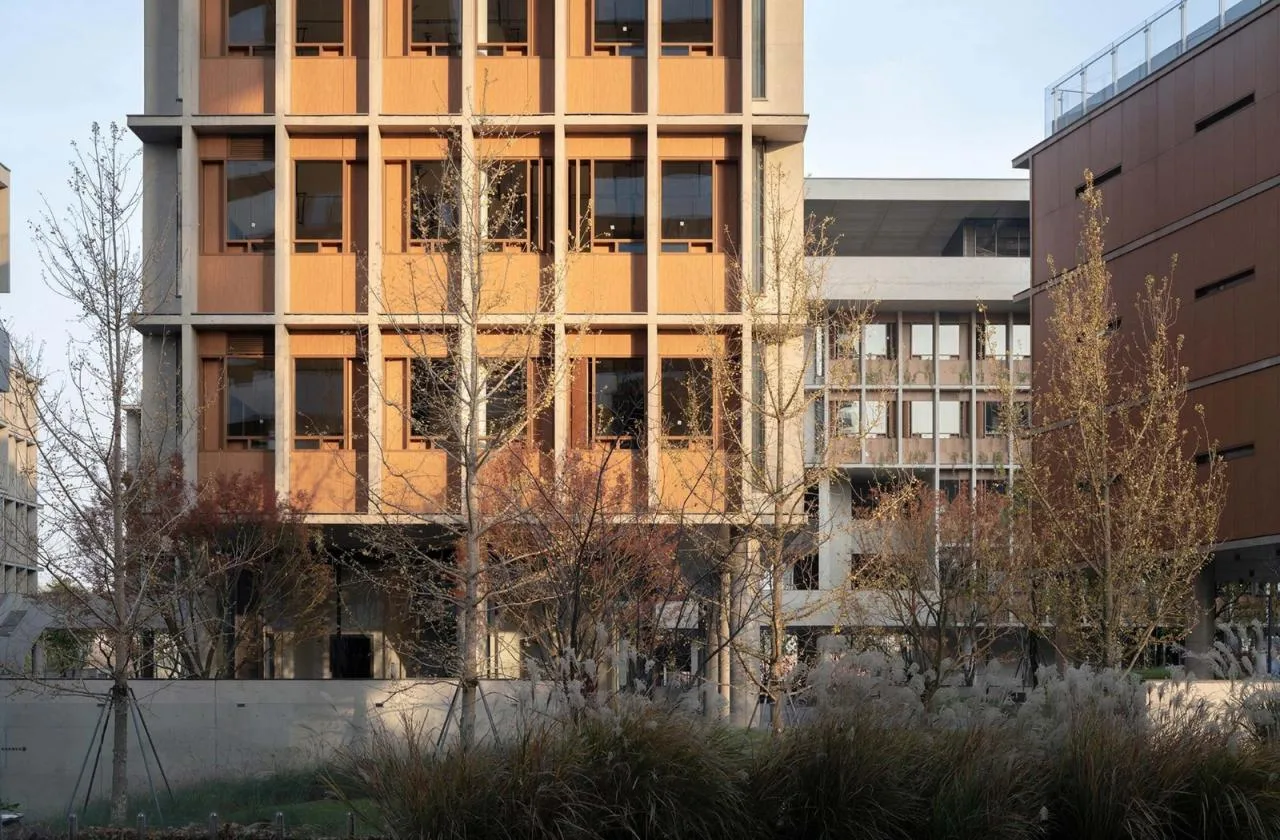 BIM Architecture | Chengdu Luhu Floating Headquarters Office Building/Vertical Building