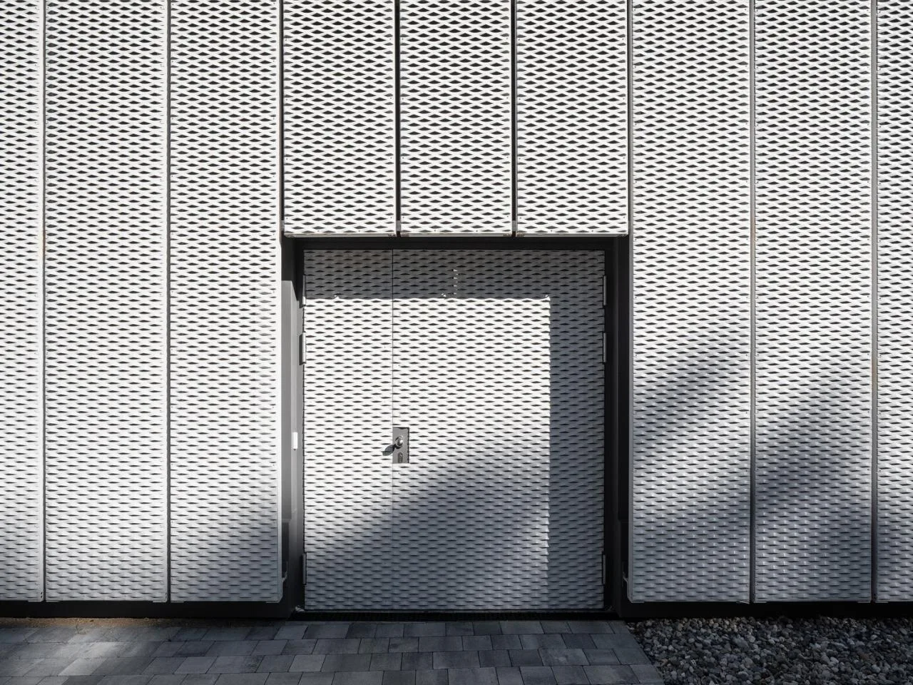 BIM Architecture | Morinaga Student Dormitory/Kengo Kuma Architecture Urban Design Firm+CCHE