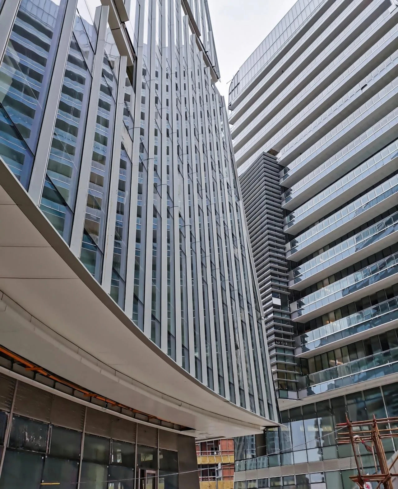 BIM Architecture | Chengdu High tech Vanke Center - Urban Garden of High tech Zone/Laguarda. Low Architects