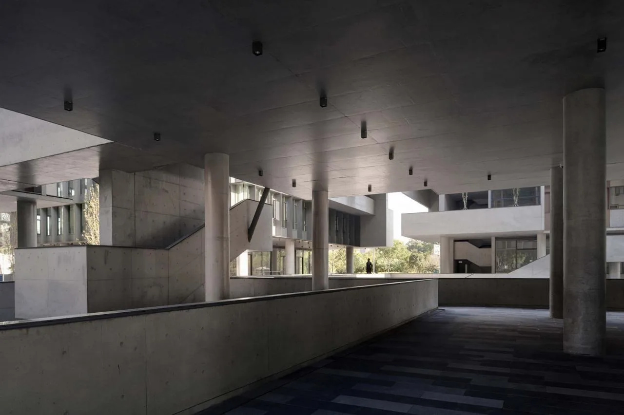 BIM Architecture | Chengdu Luhu Floating Headquarters Office Building/Vertical Building