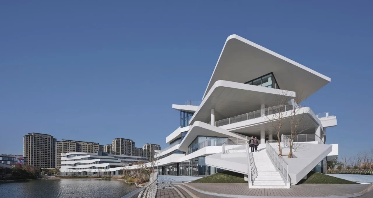BIM Architecture | Roaming White Slices, Shanghai Fish/Tongji Original Design Studio
