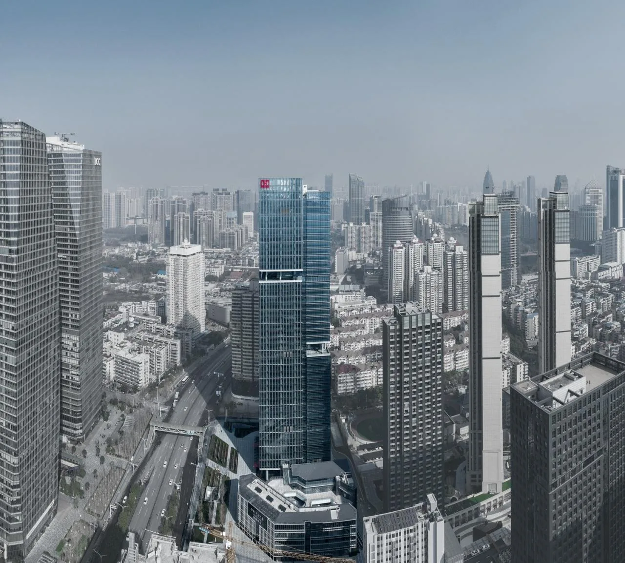 BIM Architecture | Reshaping the Urban Skyline and Stitching Street Life: Wuhan Zhonghai Center/Botao Design