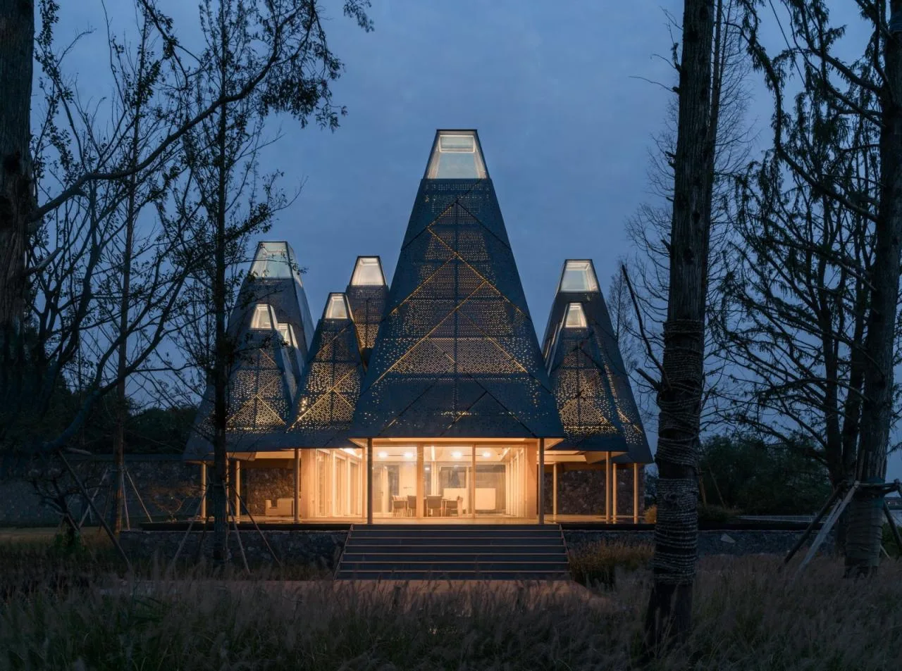 BIM Architecture | Shuishan Forest Restaurant: Scenery by the Water/Goa Works