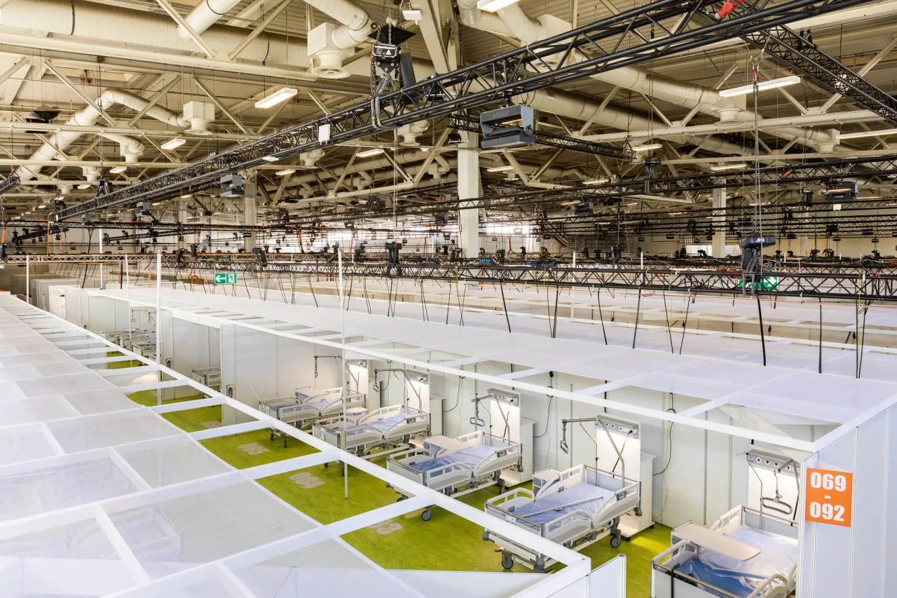 BIM Building | Berlin novel coronavirus Treatment Center, Exhibition Center Fangcang Hospital/Heinle, Wischer und Partner