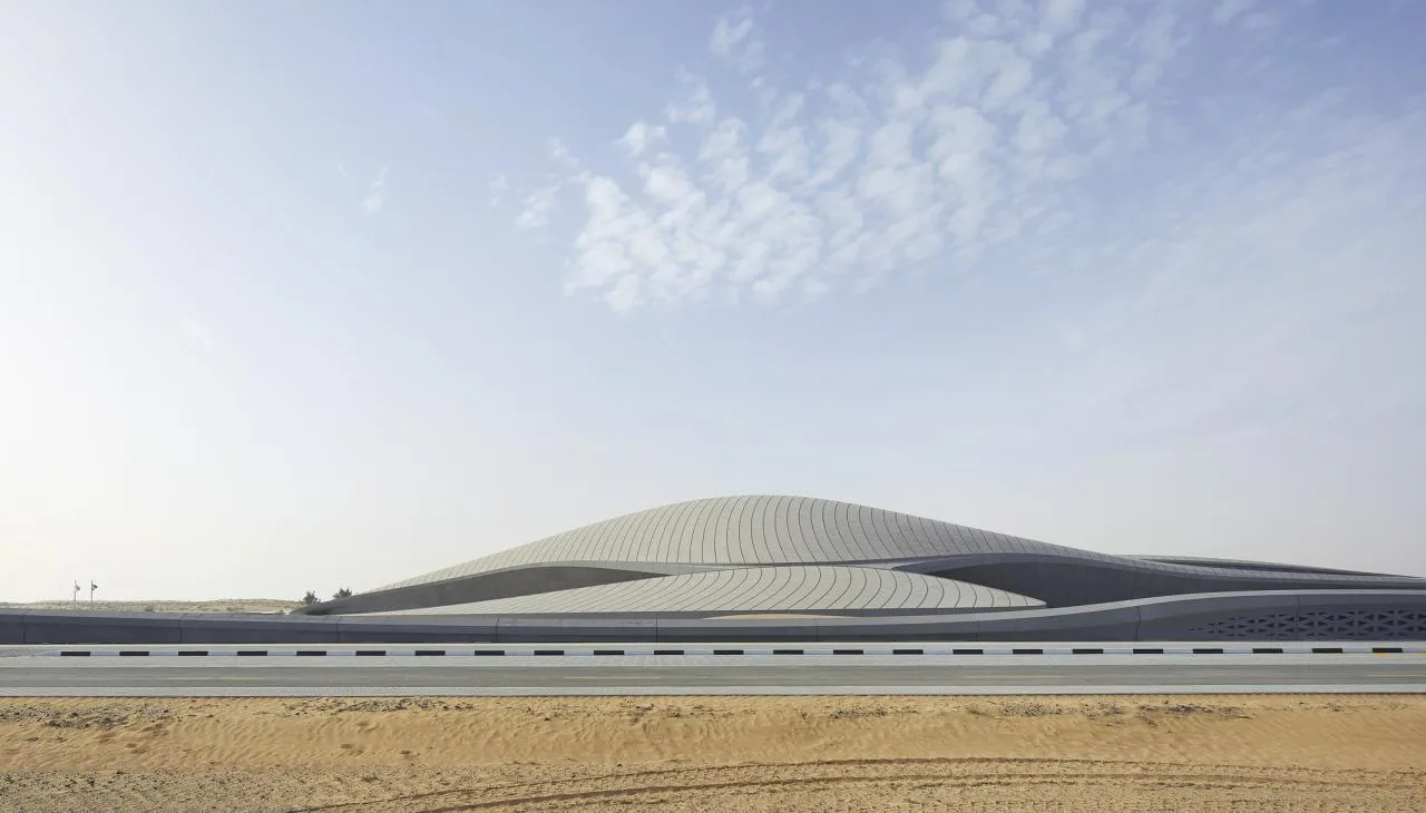 BIM Architecture | Sand Dunes in the Desert, BEEAH Headquarters Building/Zaha Hadid Architects