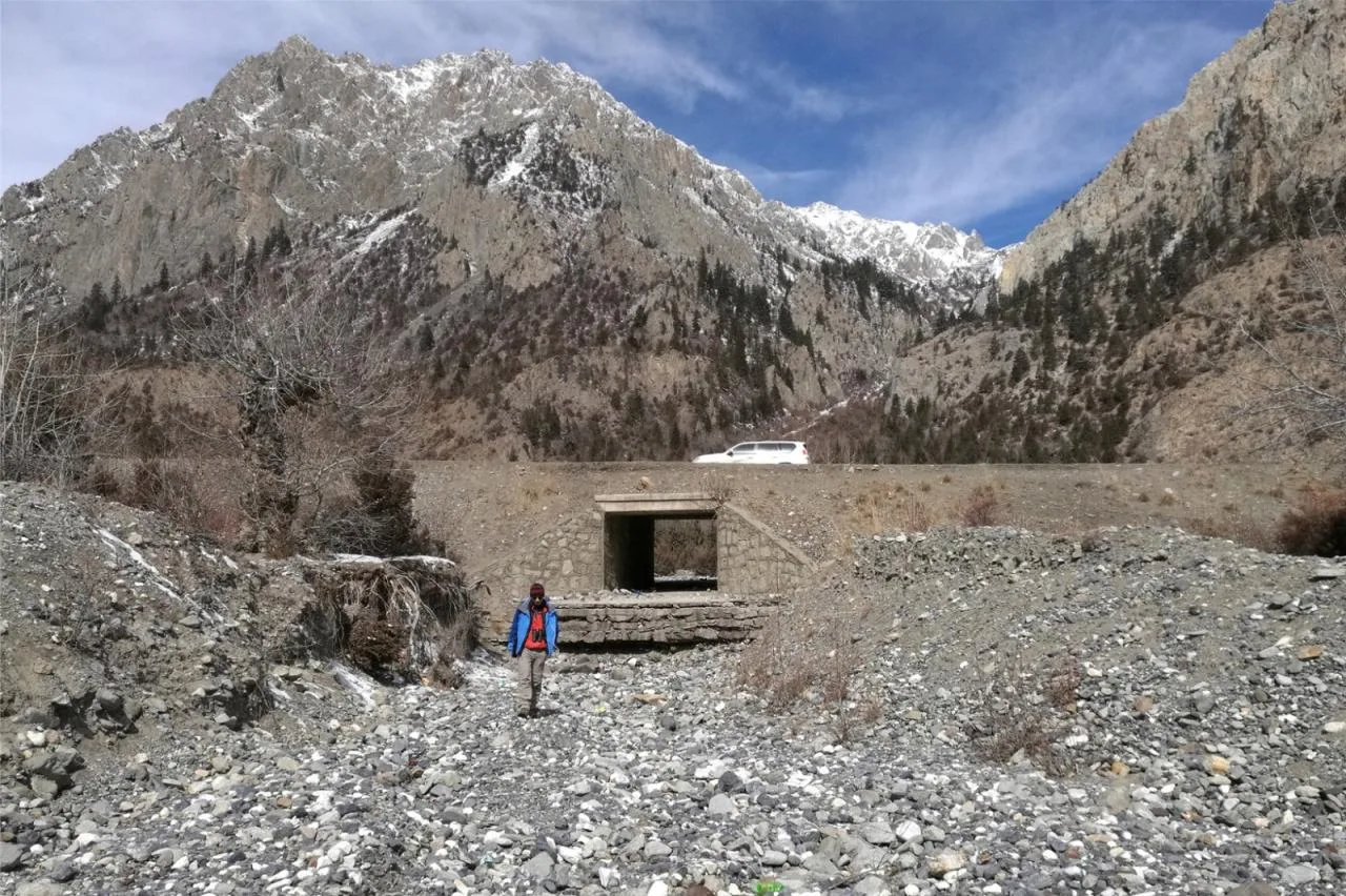 Ranwu Lake campsite site selection