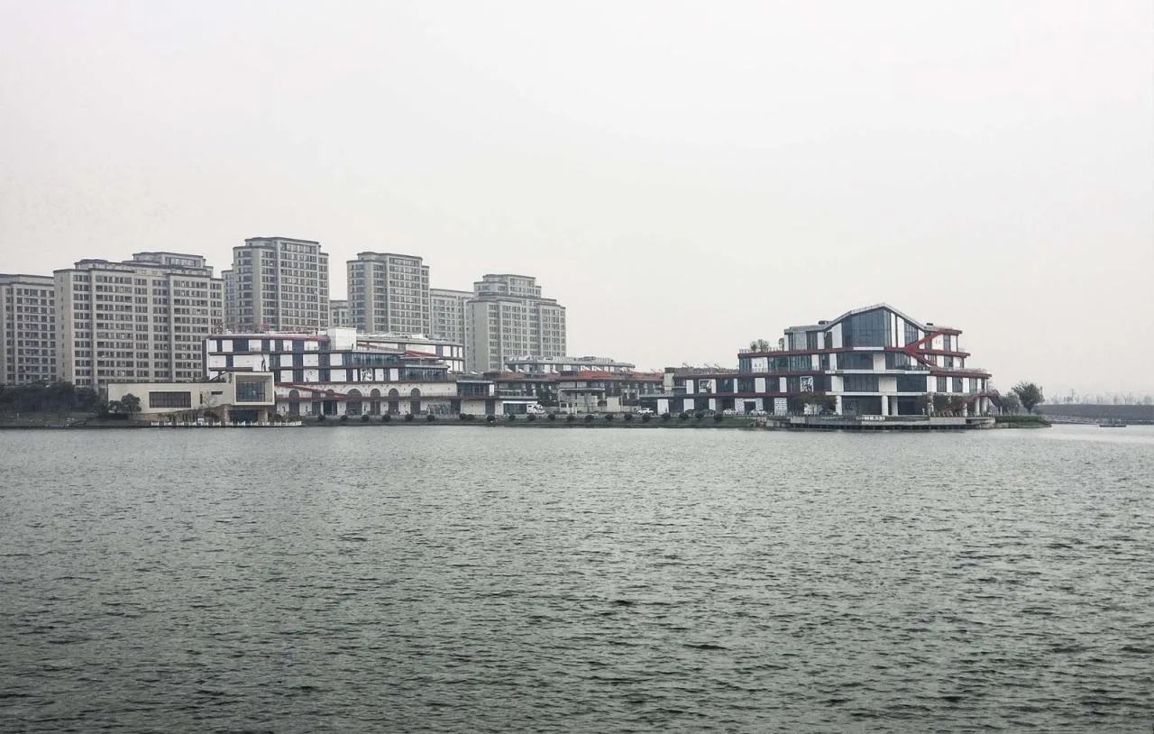 BIM Architecture | Roaming White Slices, Shanghai Fish/Tongji Original Design Studio