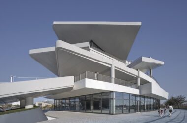 BIM Architecture: Exploring Roaming White Slices at Shanghai Fish by Tongji Original Design Studio-BIM WORLD
