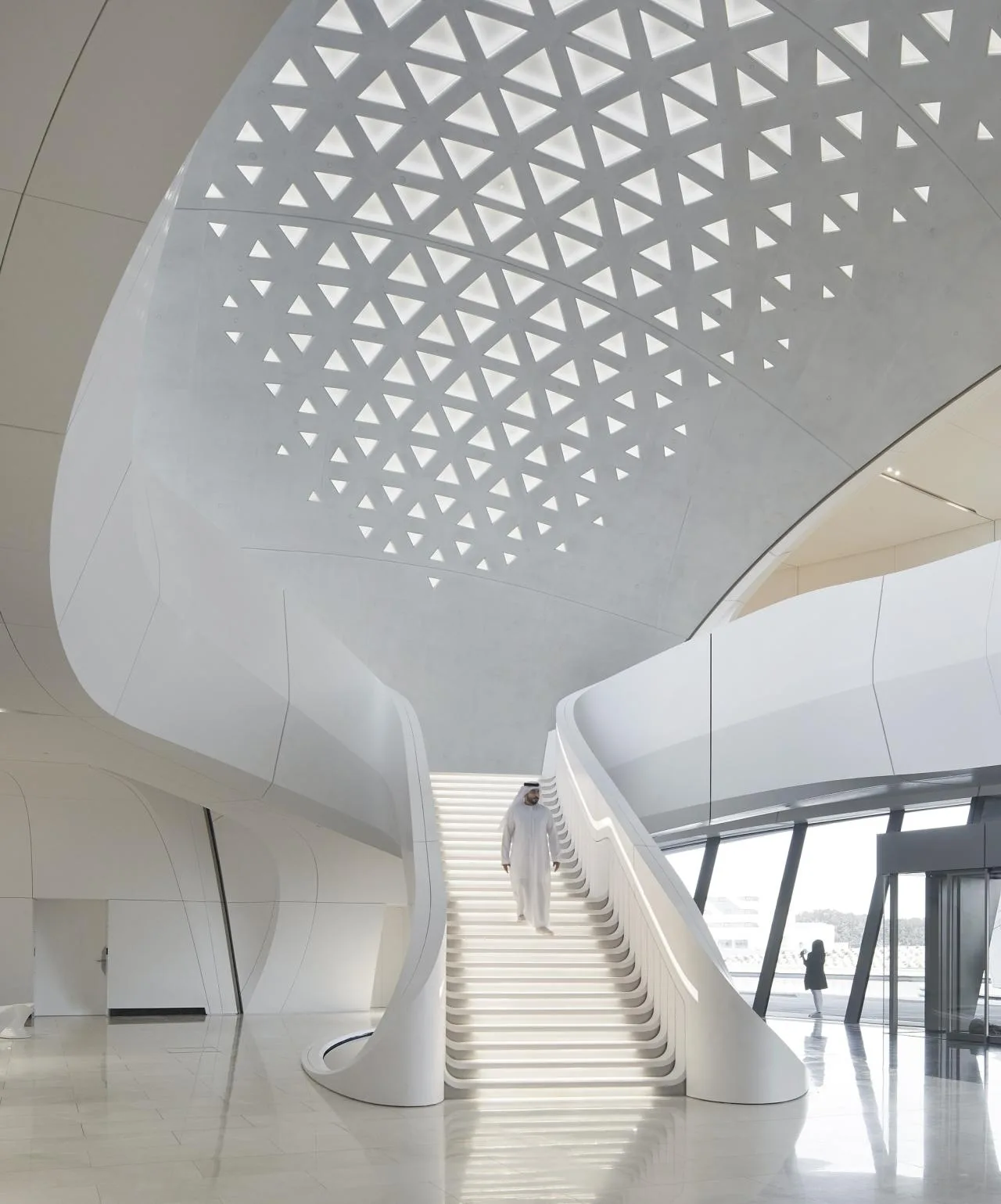 BIM Architecture | Sand Dunes in the Desert, BEEAH Headquarters Building/Zaha Hadid Architects