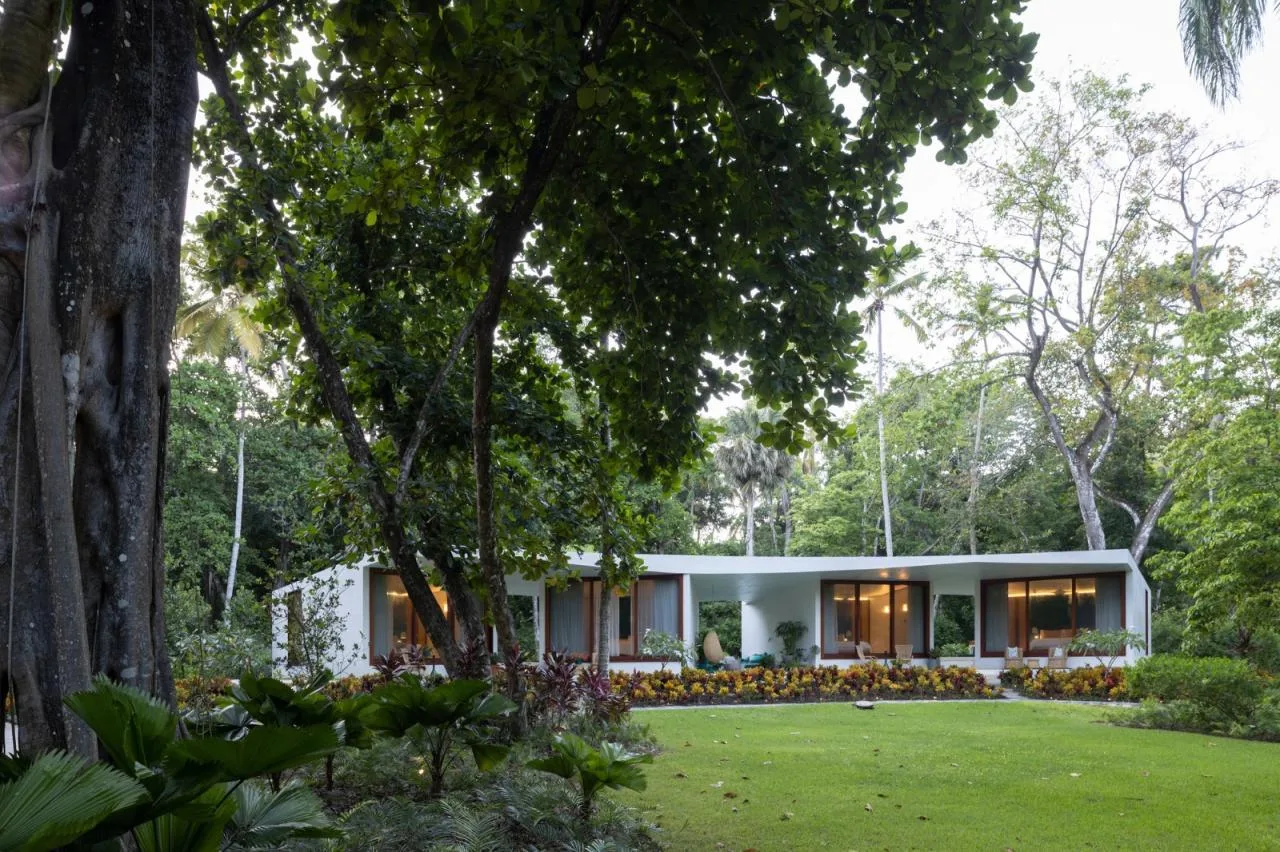 BIM Architecture | Las Olas Vacation Home/Young Projects