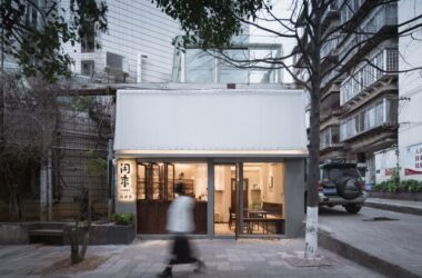 BIM Architecture: Illuminating City Corners with Cozy Coffee and Vegetarian Spaces-BIM WORLD