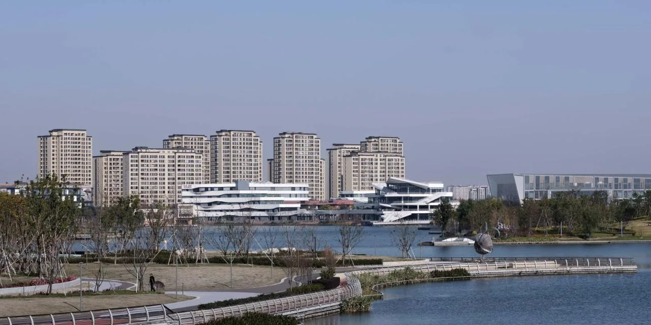 BIM Architecture | Roaming White Slices, Shanghai Fish/Tongji Original Design Studio
