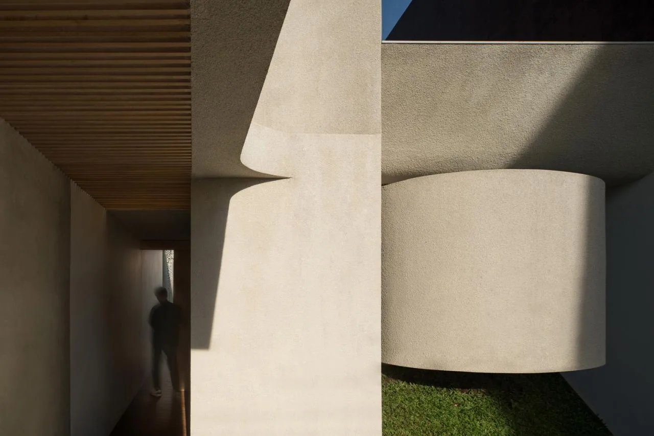 BIM Architecture | Independent Residential Buildings in Narrow Terrain: YD Residential/Isso Architects