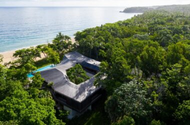 BIM Architecture Showcase: Las Olas Vacation Home by Young Projects-BIM WORLD