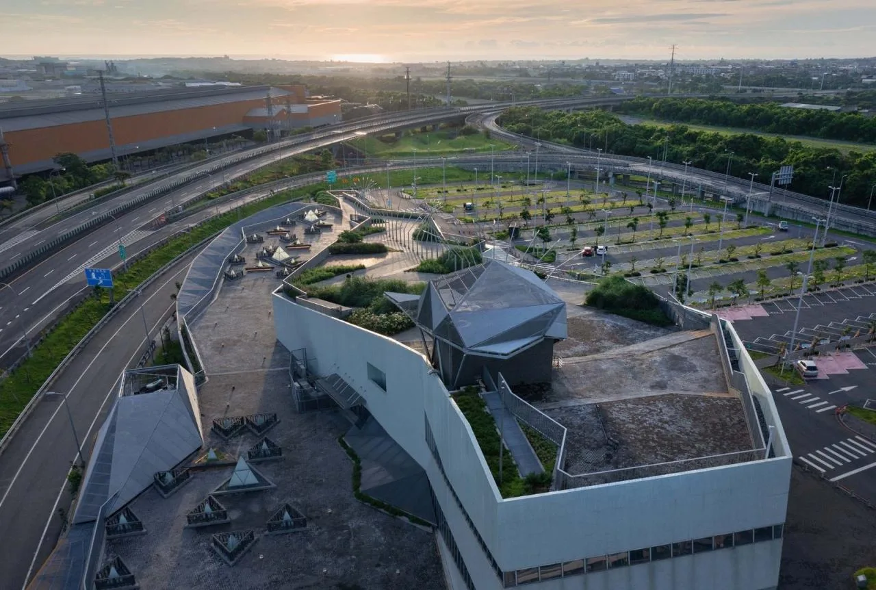BIM Architecture | Rest Area and Service Area of Su'ao Expressway/Weng Zumo Architectural Firm