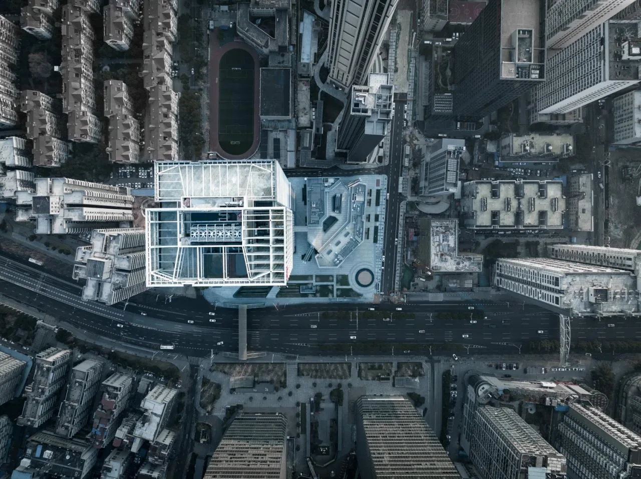 BIM Architecture | Reshaping the Urban Skyline and Stitching Street Life: Wuhan Zhonghai Center/Botao Design