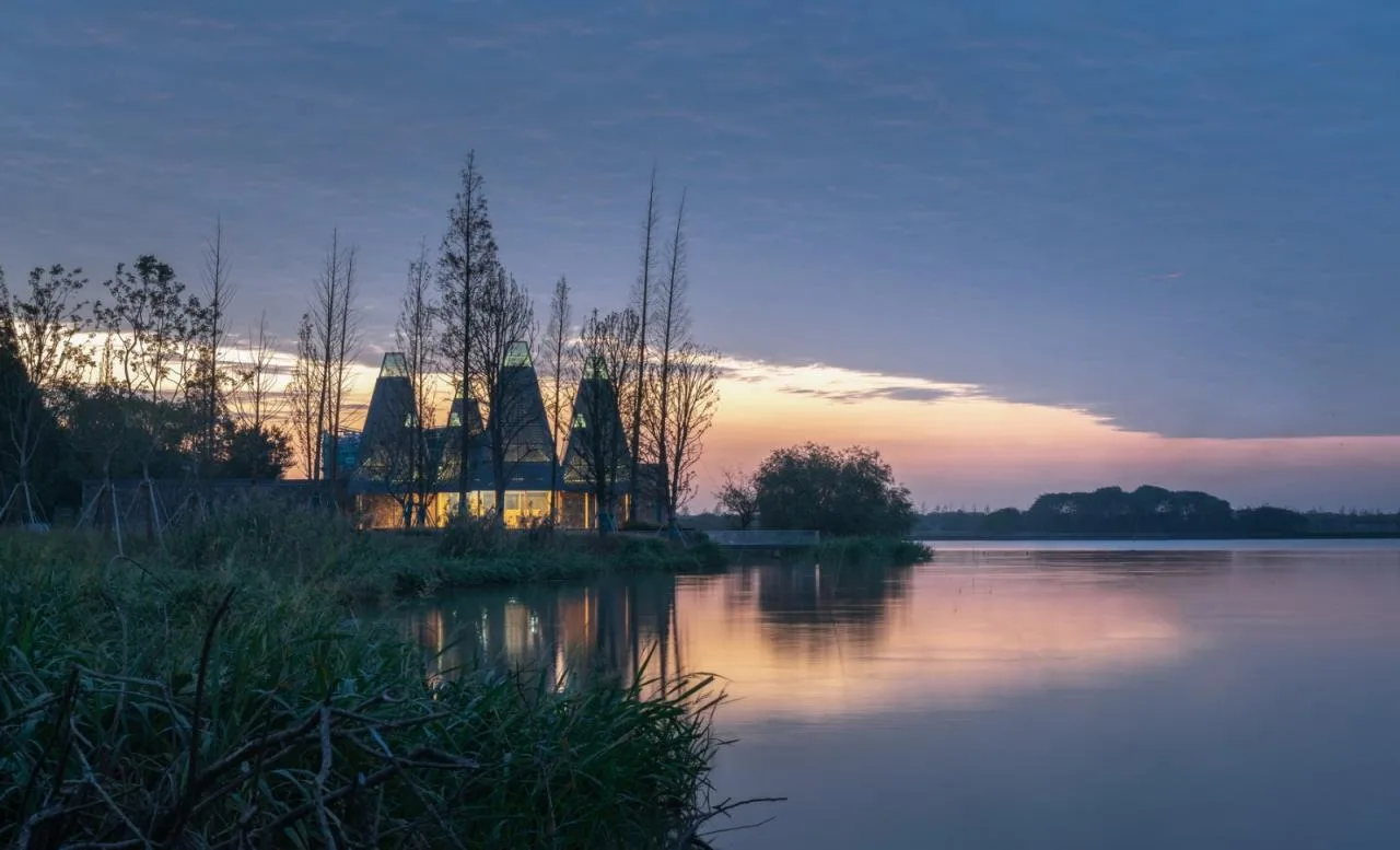 BIM Architecture | Shuishan Forest Restaurant: Scenery by the Water/Goa Works