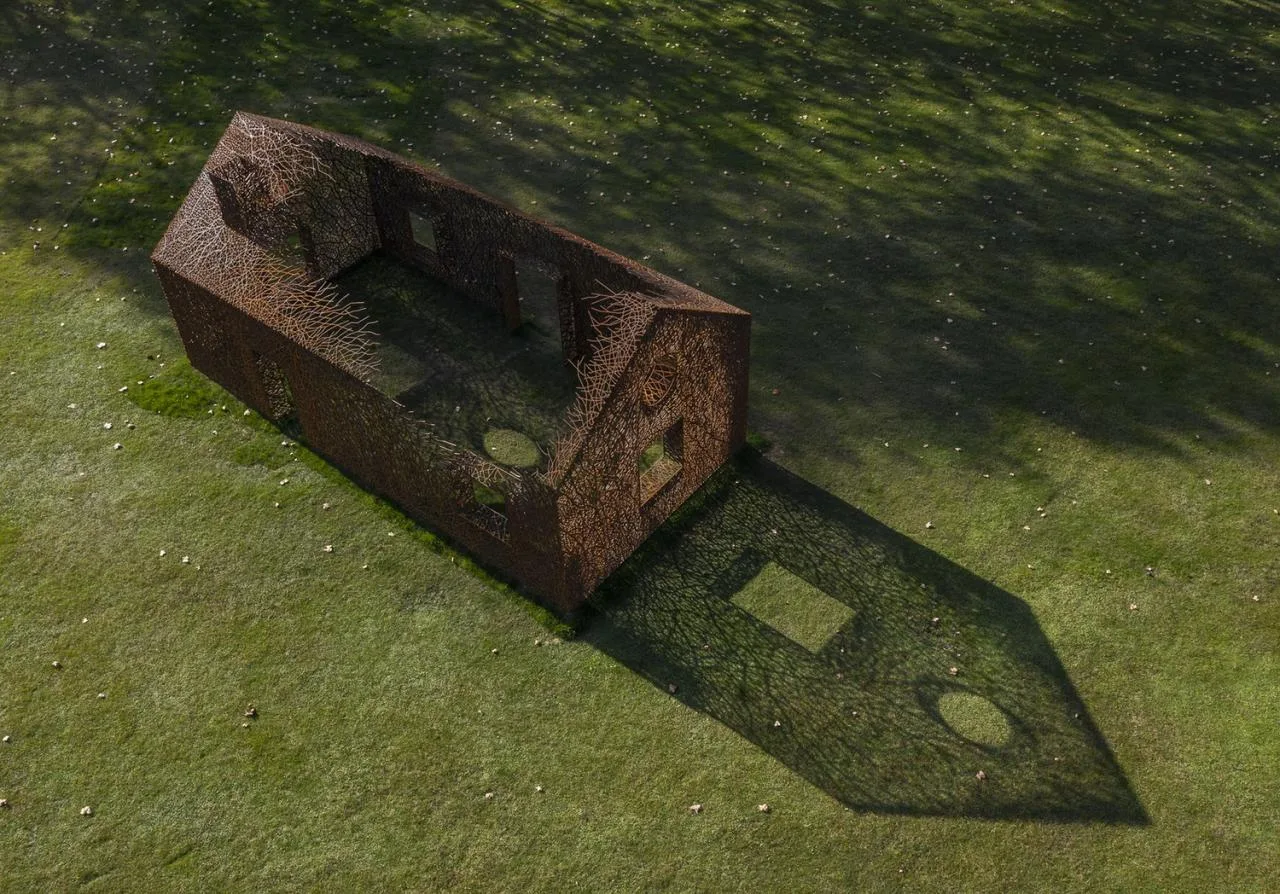 BIM Architecture | "The Disappearing House" by Hu Quanchun