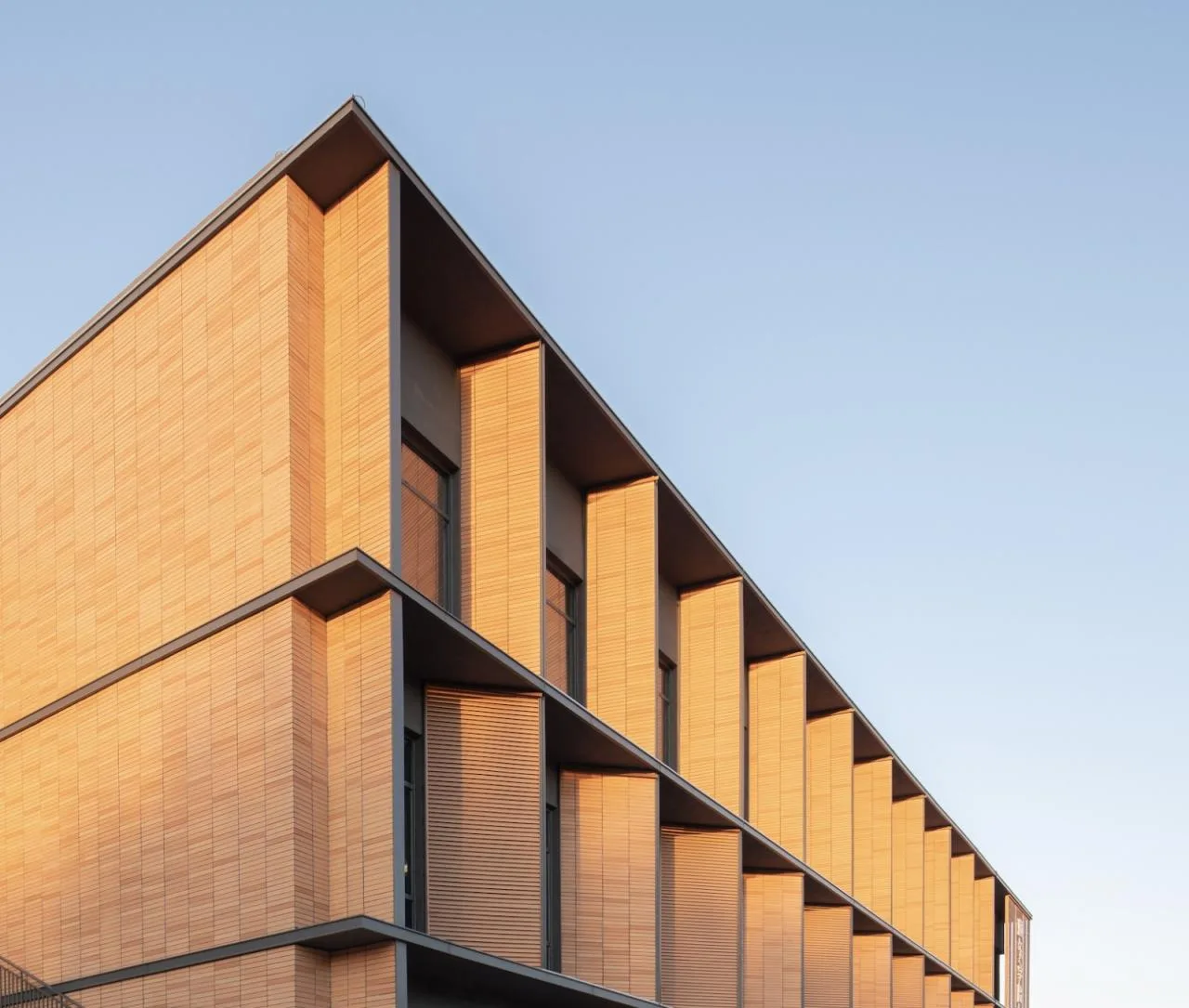 BIM Architecture | Renovation of Abandoned Factory Buildings for Health and Wellness Facilities/Qicheng Design