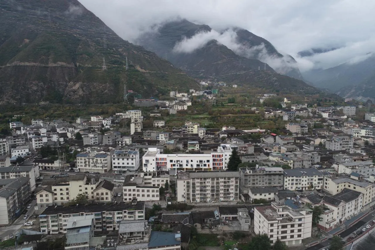 BIM Architecture | Qihang Kindergarten in Jiuzhaigou Valley Scenic and Historic Interest Area County/Dongyi Architecture