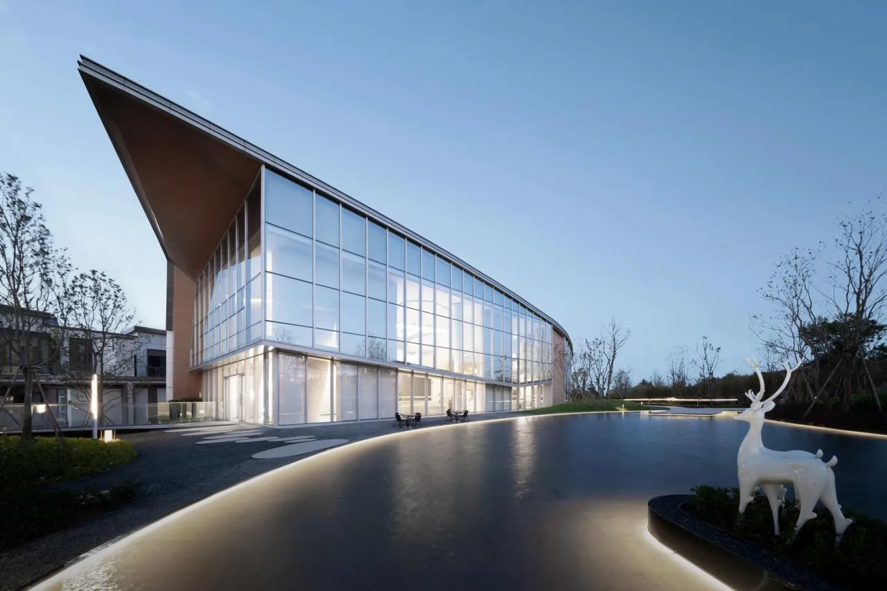 BIM architecture | The imagination of ribbons lingering in the mountains and forests - Kunming Overseas Chinese Town; Dianzhong Lehuocheng Community Center/Chengzhi Design