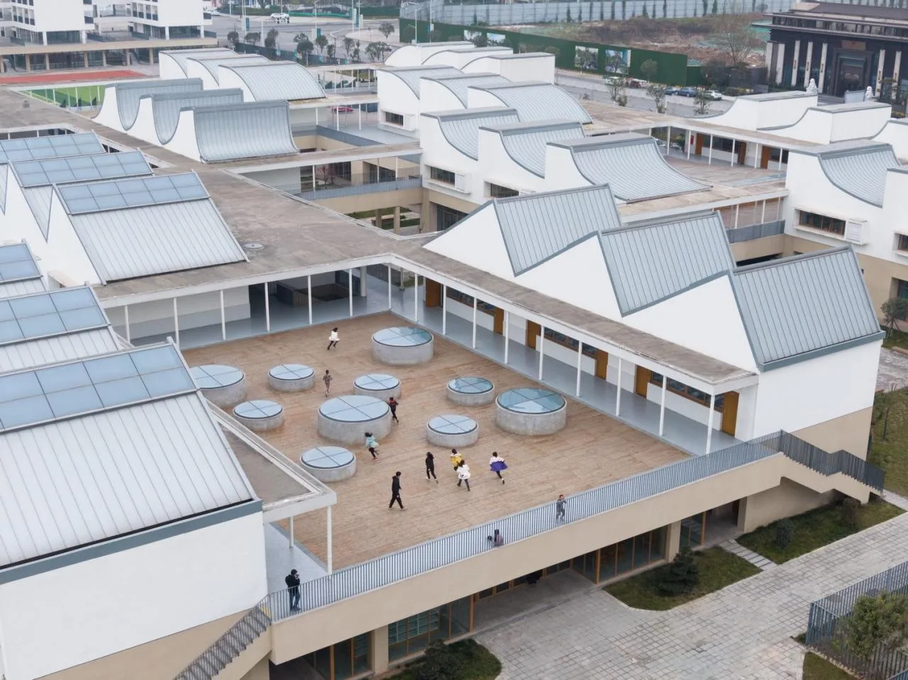 BIM Architecture | Parallel and Light School - Qingyijiang Road Primary School/Jing · Architectural Office (TAO)