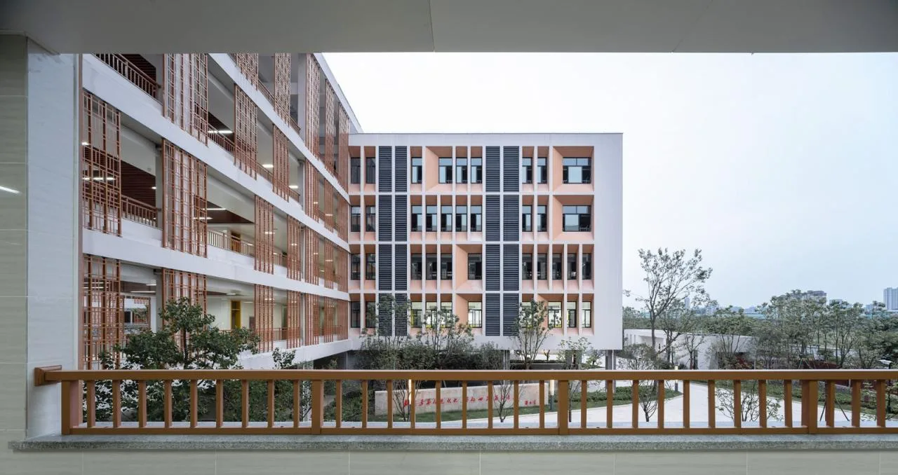 BIM Architecture | Open Education Landscape - Ningbo Vanke Panhuo Experimental Middle School/UA You'an Design