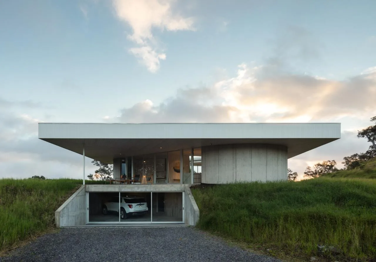 BIM Architecture | Triangle Rice and vegetable roll Home, Musubi Residence/Craig Steely Architecture
