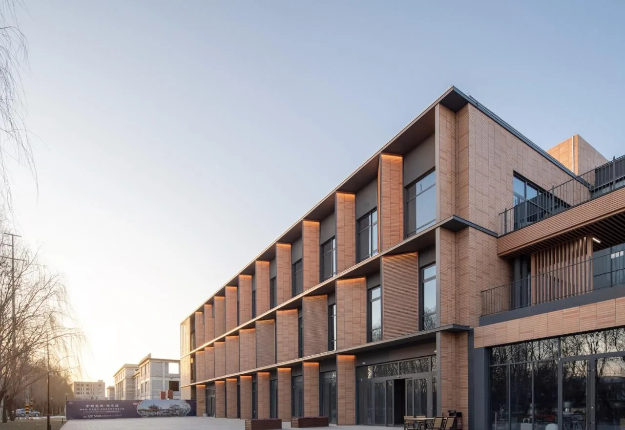 BIM Architecture | Renovation of Abandoned Factory Buildings for Health and Wellness Facilities/Qicheng Design