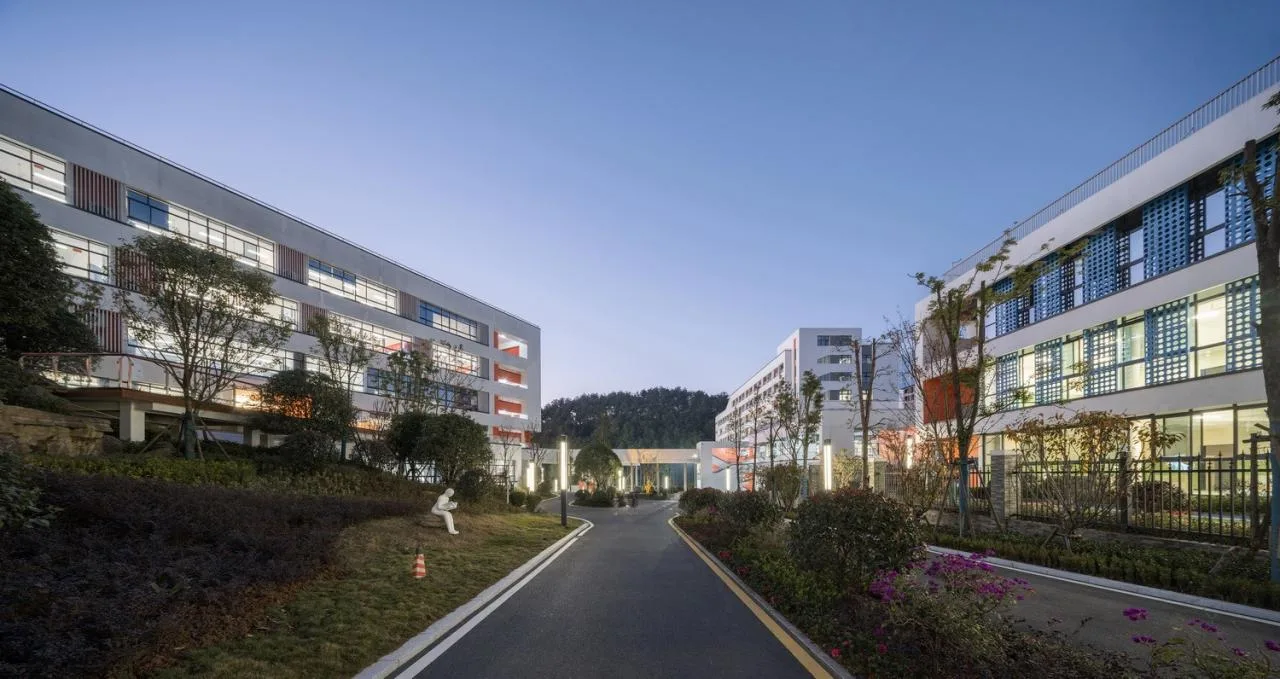 BIM Architecture | Jishou Zhongchi Xiangjun Lide School (Phase I)/Xiangwai Construction Studio