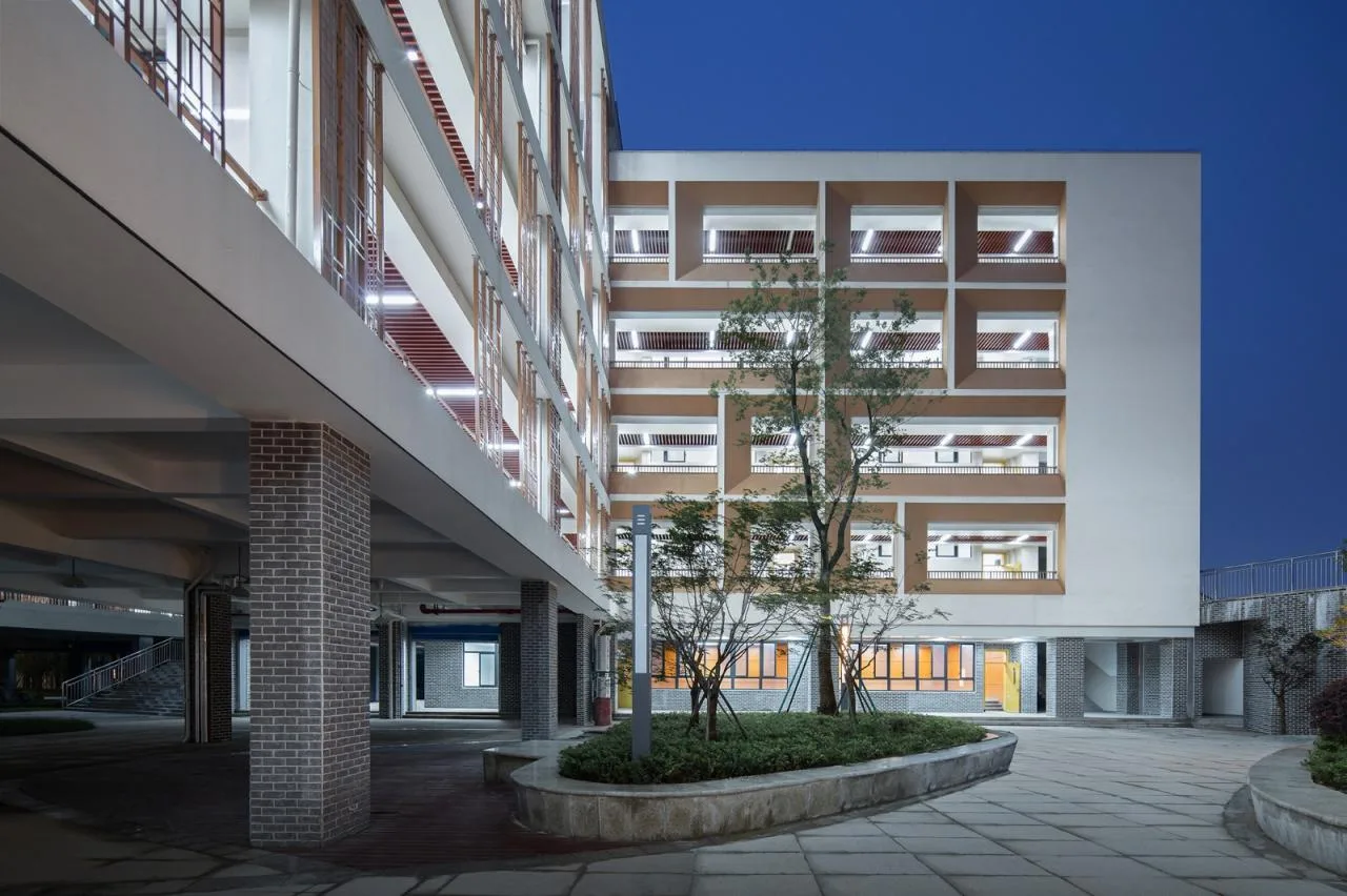 BIM Architecture | Open Education Landscape - Ningbo Vanke Panhuo Experimental Middle School/UA You'an Design