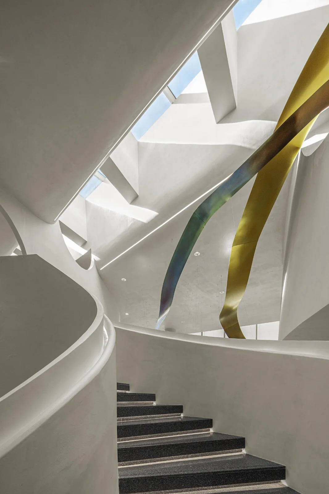 BIM architecture | The imagination of ribbons lingering in the mountains and forests - Kunming Overseas Chinese Town; Dianzhong Lehuocheng Community Center/Chengzhi Design