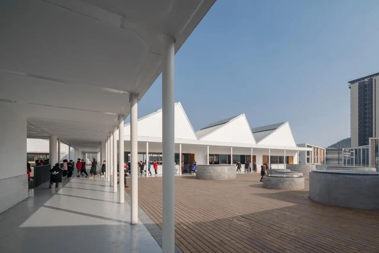 BIM Architecture | Parallel and Light School - Qingyijiang Road Primary School/Jing · Architectural Office (TAO)