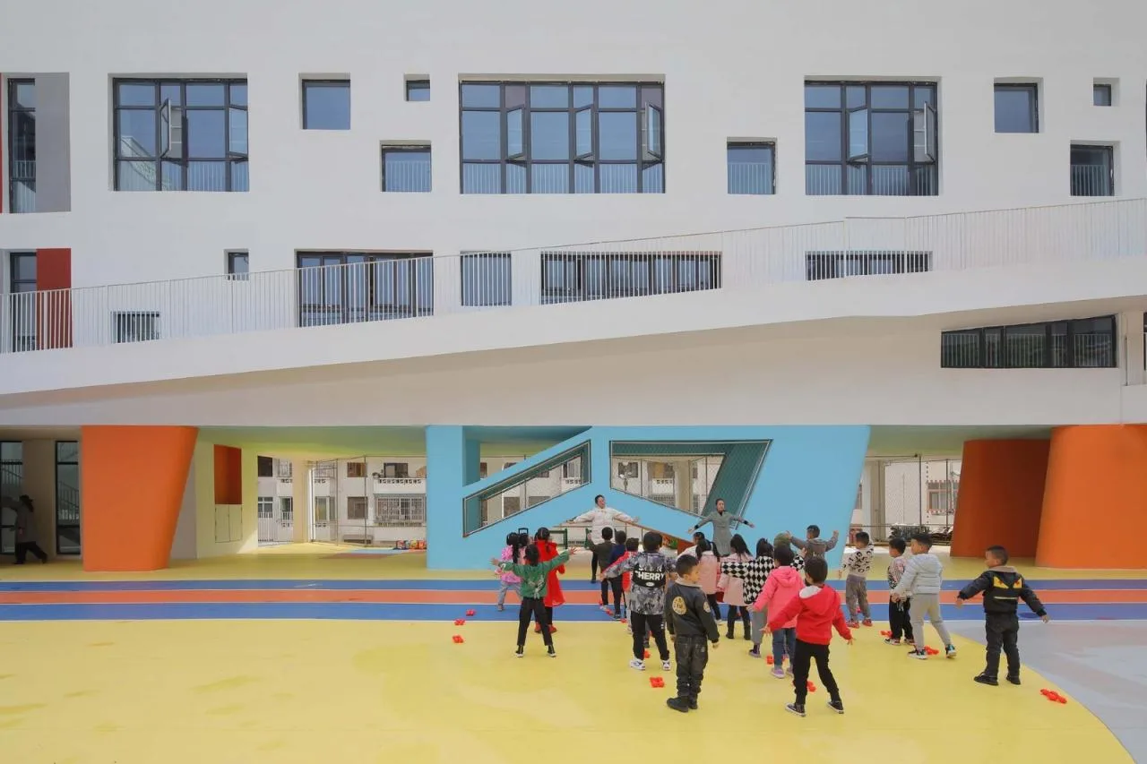 BIM Architecture | Qihang Kindergarten in Jiuzhaigou Valley Scenic and Historic Interest Area County/Dongyi Architecture