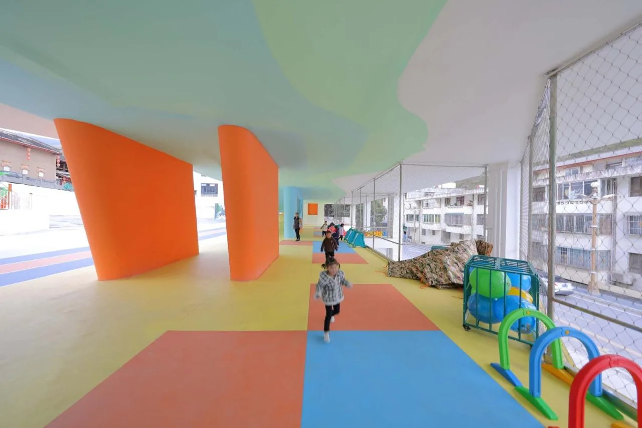 BIM Architecture | Qihang Kindergarten in Jiuzhaigou Valley Scenic and Historic Interest Area County/Dongyi Architecture