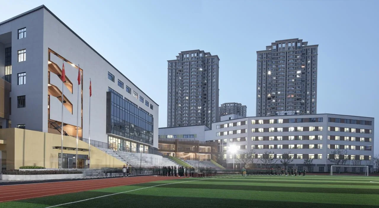 BIM Architecture | 'Container of Time' - Zhengzhou Aihua International School/UA You'an Design