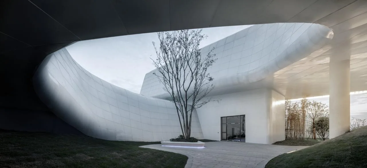 BIM Architecture | Organisms Growing Against Gravity - Honghu Xintan Exhibition Center/UA You'an Design