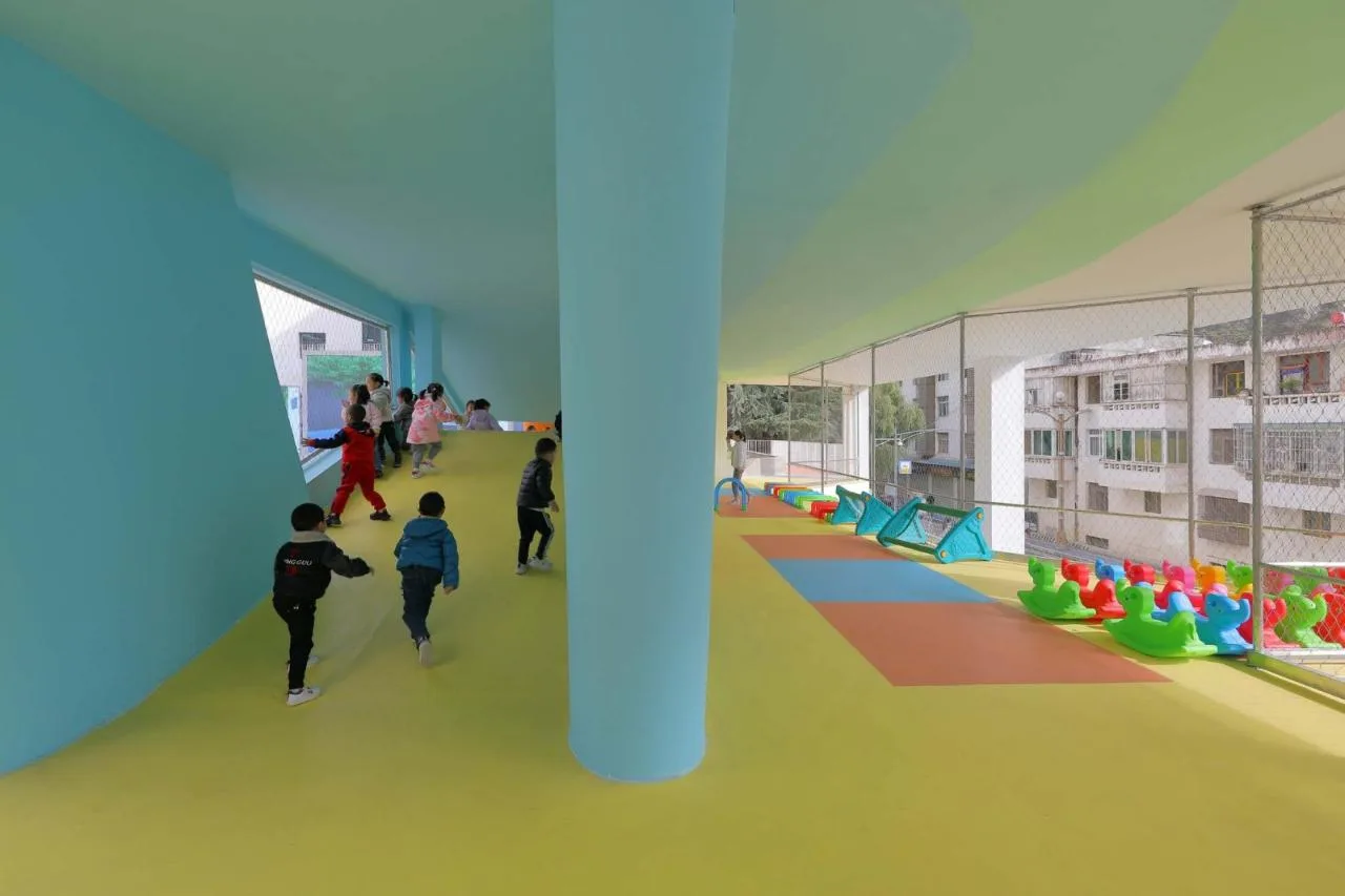 BIM Architecture | Qihang Kindergarten in Jiuzhaigou Valley Scenic and Historic Interest Area County/Dongyi Architecture