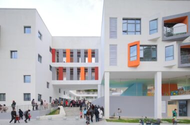 BIM Design for Qihang Kindergarten in Jiuzhaigou Valley by Dongyi Architecture-BIM WORLD