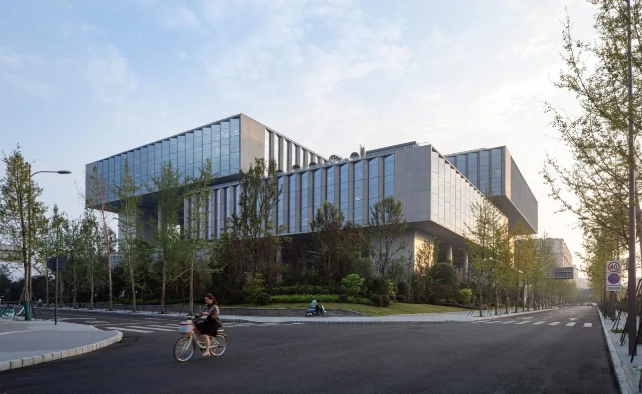 BIM Architecture | JD Group Southwest Headquarters Building/GMP Architects