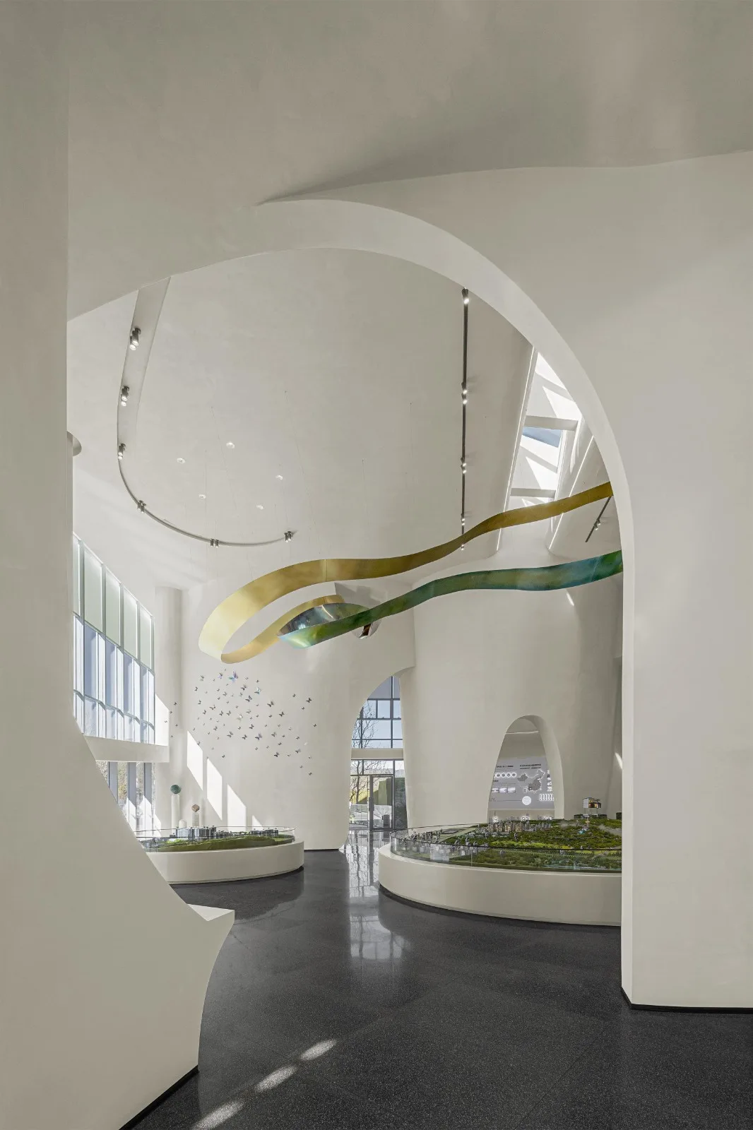 BIM architecture | The imagination of ribbons lingering in the mountains and forests - Kunming Overseas Chinese Town; Dianzhong Lehuocheng Community Center/Chengzhi Design